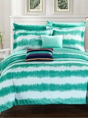 Tie-Dye Stripe Comforter Set in Turquoise
